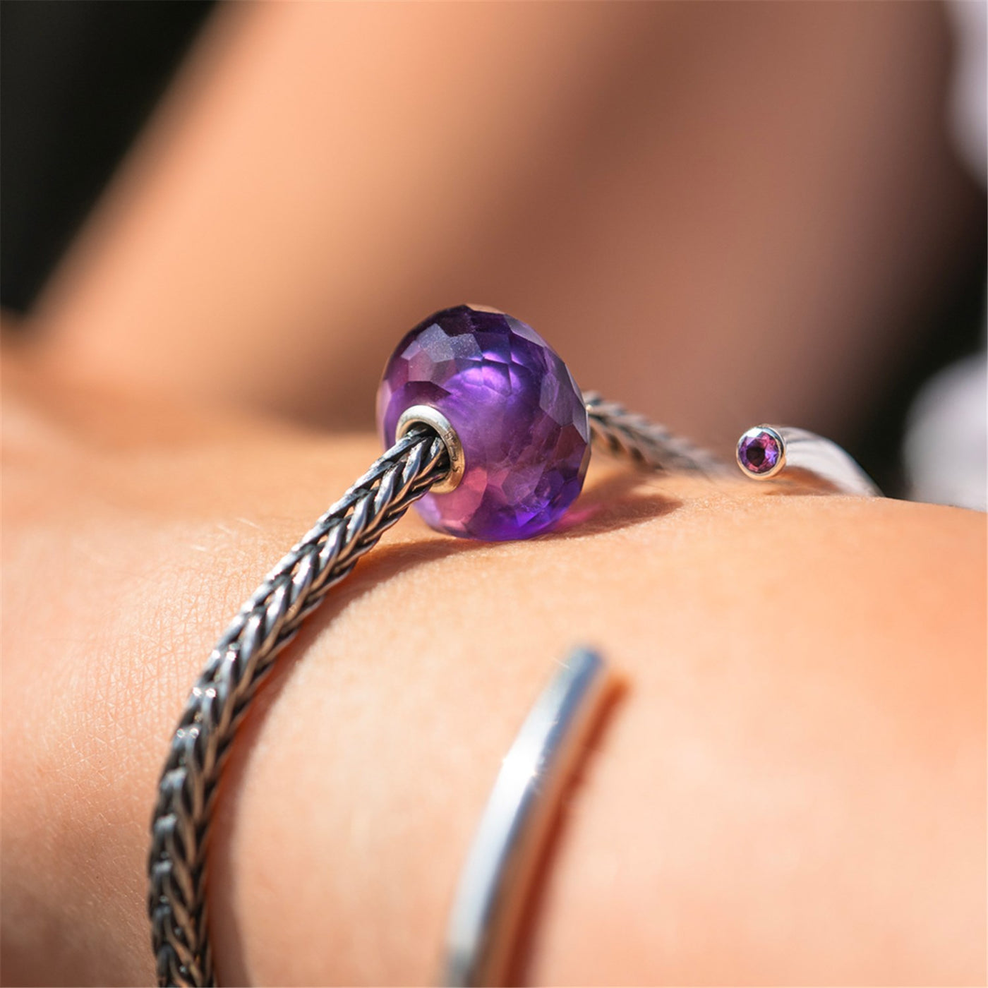 Amethist kracht bangle