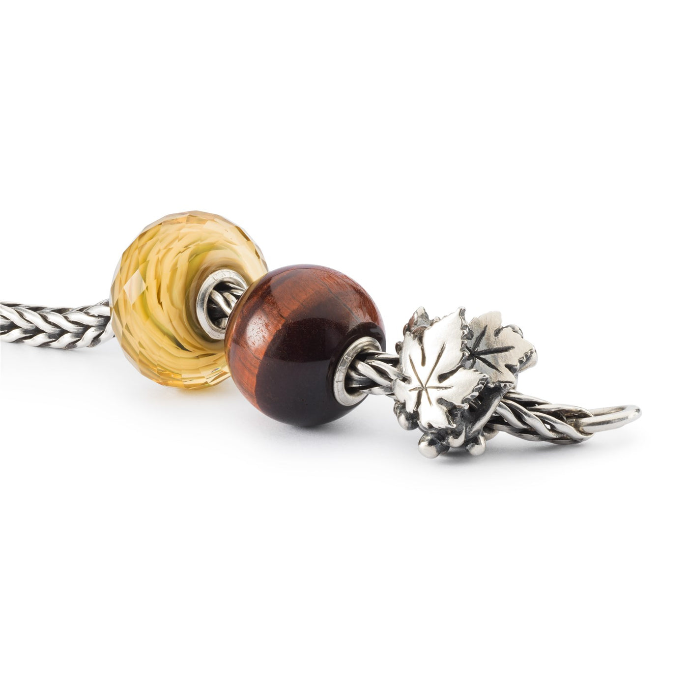 Jumbo rond rood tijgeroog (retired)
