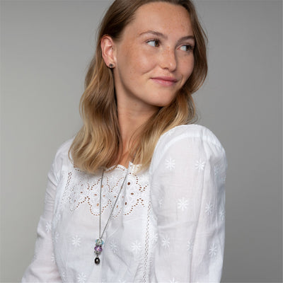 Collier Fantasy avec perle plumes de paon  