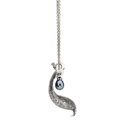 Collier Fantasy avec perle plumes de paon  